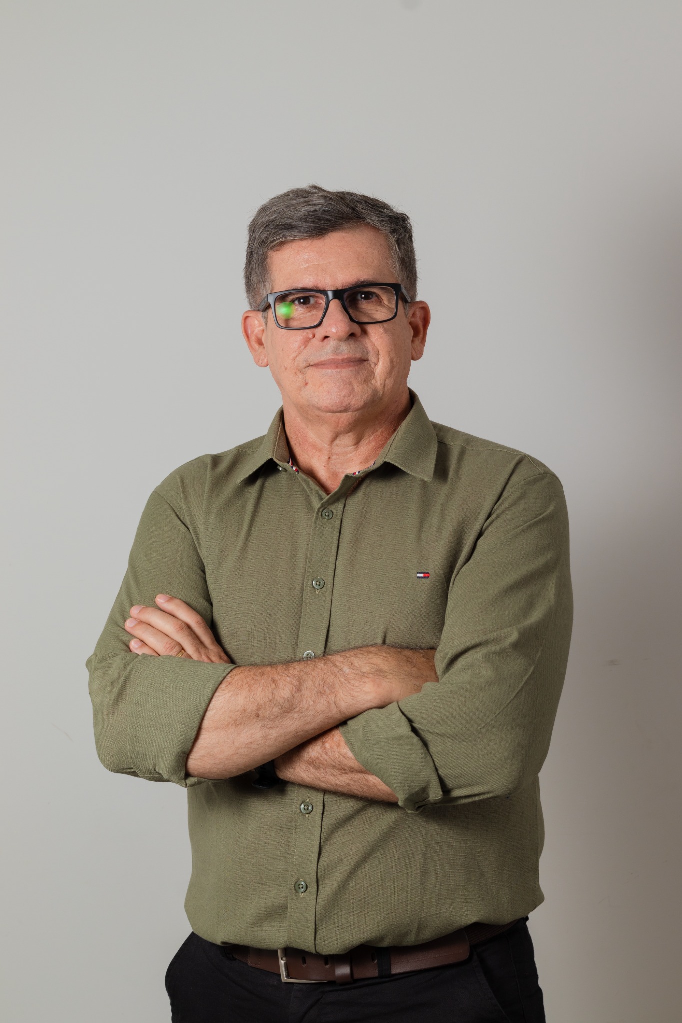 Dr. Jurandi Junior, bacharel em Optometria na OPTOCON
